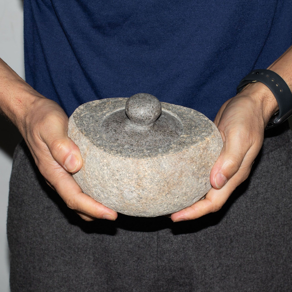 Natural Riverstone Grounding Pot - Large (aprox 15x12cm)