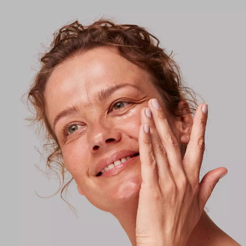 BasicLab Krem Aktywnie Stymulujący pod Oczy z 3% Aminokwasem Odbudowa i Ujędrnienie dla każdego Rodzaju Skóry na Noc 18ml