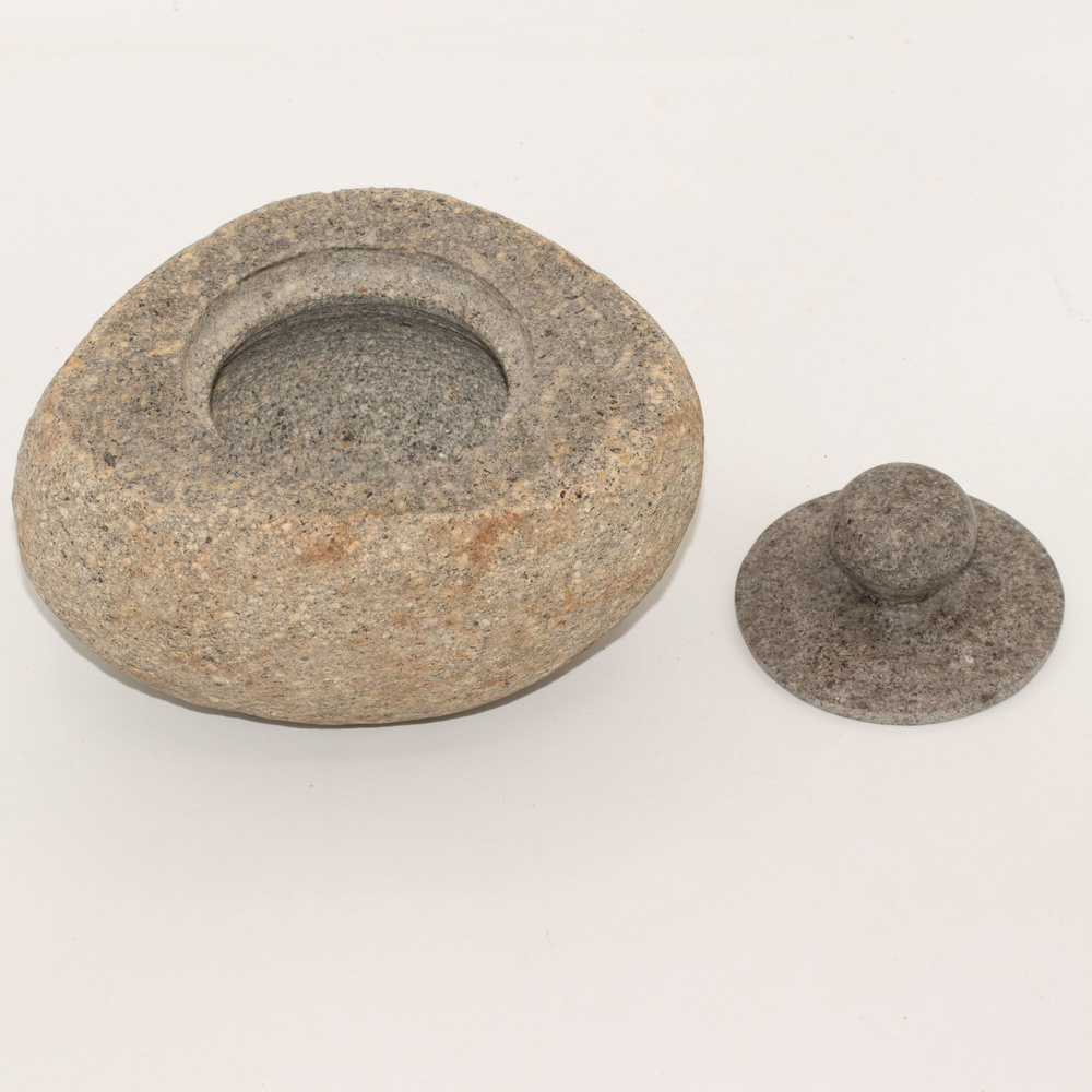Natural Riverstone Grounding Pot - Large (aprox 15x12cm)