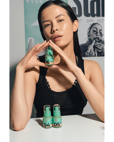 Stars From the Stars Moon Touch Beautifying and Nourishing Foundation No. 05 Deep Medium 25g