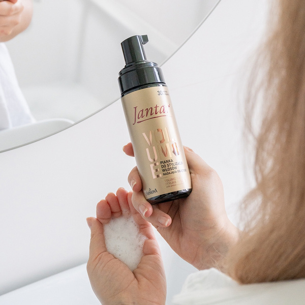 Jantar Pianka do Stylizacji Włosów Nadająca Objętość z Esencją Bursztynową 150ml