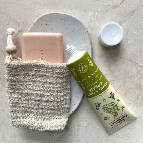Green Pharmacy Protective and Nourishing Hand and Nail Cream with Olive 100ml