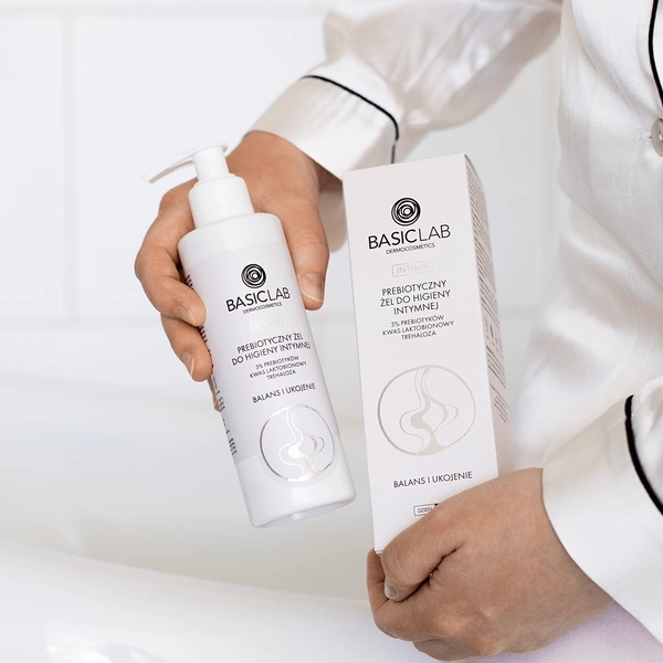 BasicLab Dermocosmetics Prebiotic Intimate Hygiene Gel 300ml
