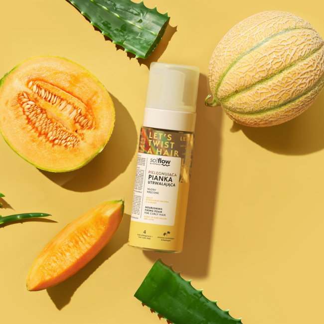 So!Flow Pianka Utrwalająca do Włosów Kręconych Lekkość Sprężystość i Definicja Loków 170ml