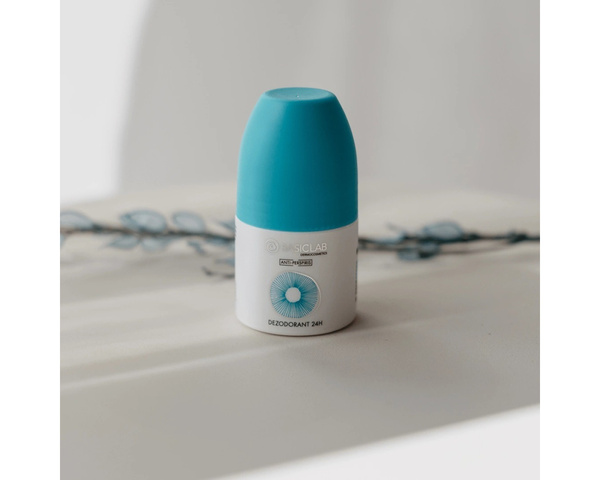 BasicLab Anti-Perspiris Dezodorant 24h dla Skóry Ultrawrażliwej 60ml