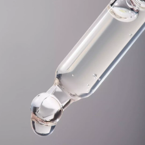 BasicLab Esteticus Antyoksydacyjne Serum Regenerujące 20% Witamina C 30ml