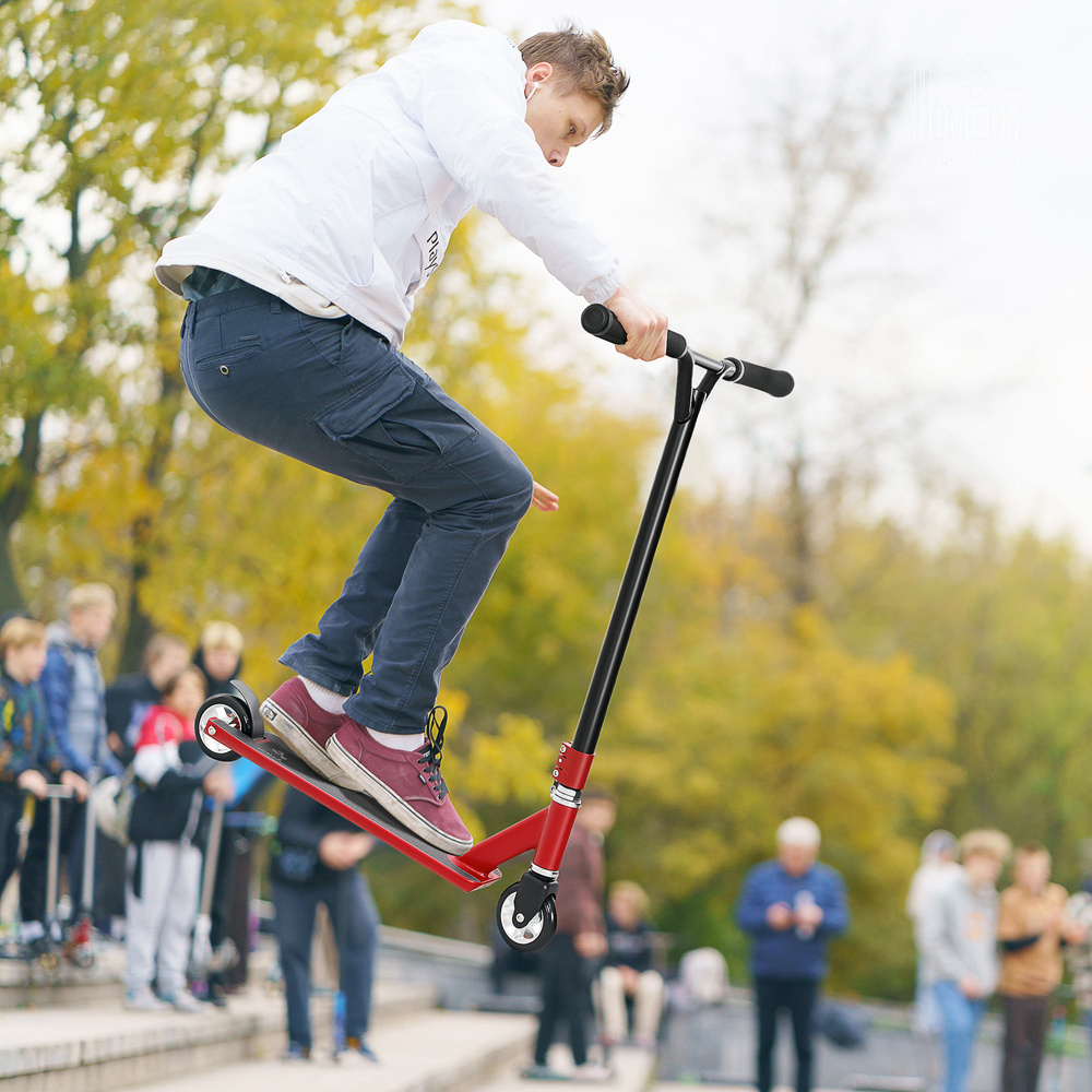 HOMCOM Stunt Scooter, 360° Entry Level Tricks Scooter w/ Lightweight Aluminium Deck and ABEC 7 Bearing, For Age 14+ Beginners, Red