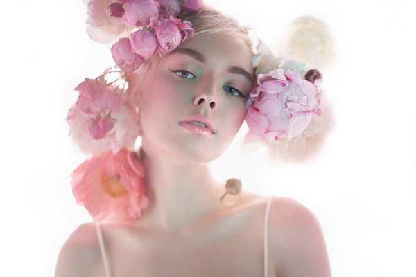 Eveline Flower Garden Creamy Lip Gloss No. 3 Vegan 4.5ml