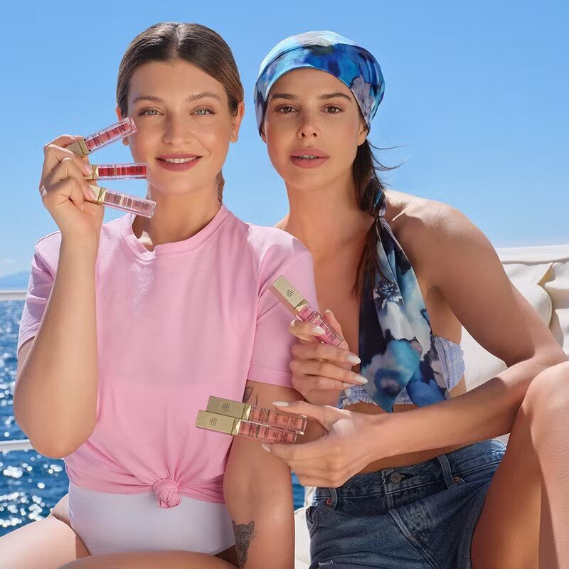 Eveline Wonder Match Matowa Nawilżająca Pomadka w Płynie 04 Carmel 6,8ml