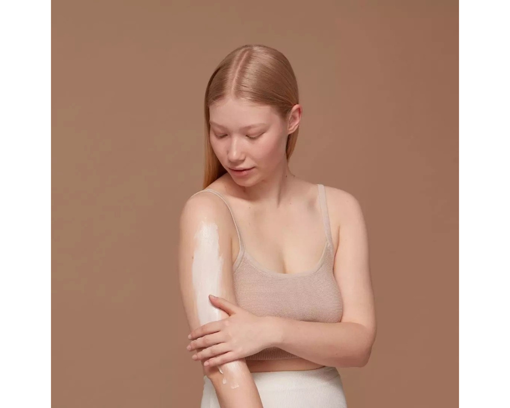 BasicLab Famillias Moisturizing Body Lotion for Dry Irritated and Atopic Skin 250ml