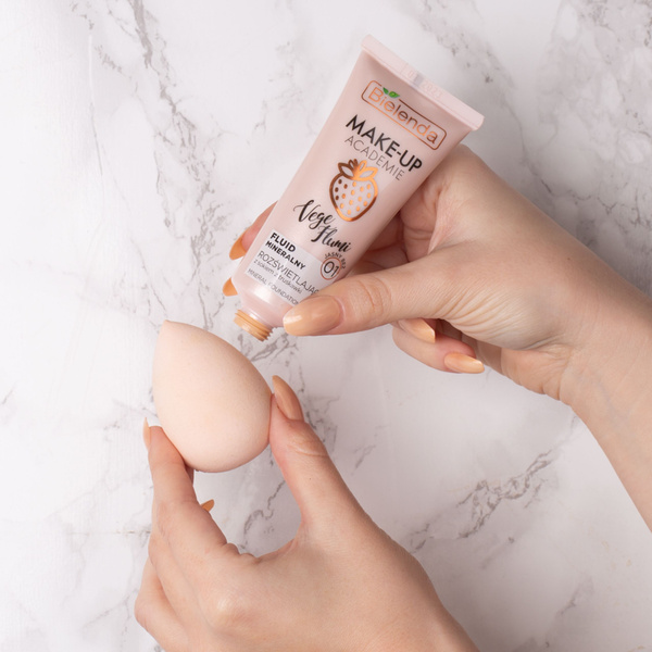 Bielenda Make Up Academie Vege Flumi Fluid Mineralny Rozświetlający 01 Słoneczny Beż 30g