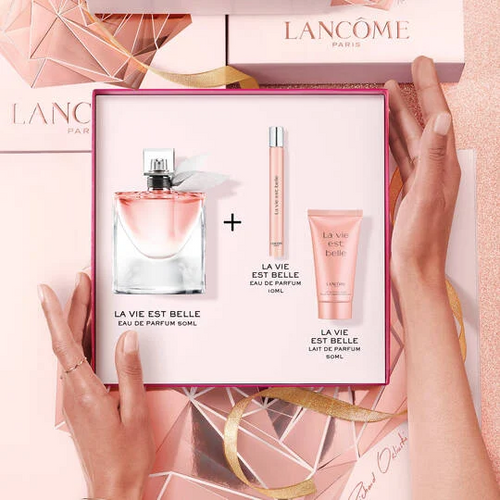 Lancome La Vie Est Belle Woda Perfumowana 50ml EDP  Woda Perfumowana 10ml EDP Balsam do Ciała 50ml Zestaw dla Kobiet 1 Sztuka