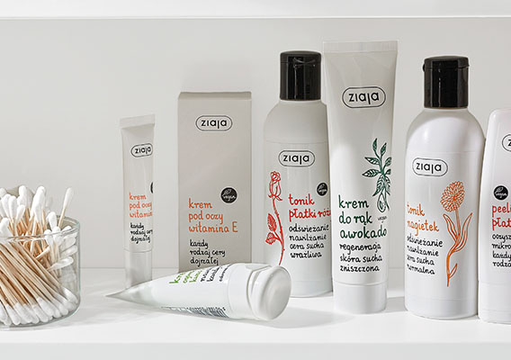 Ziaja Moisturizing Toner with Marigold Extract for Sensitive and Dry Skin Vegan 200ml