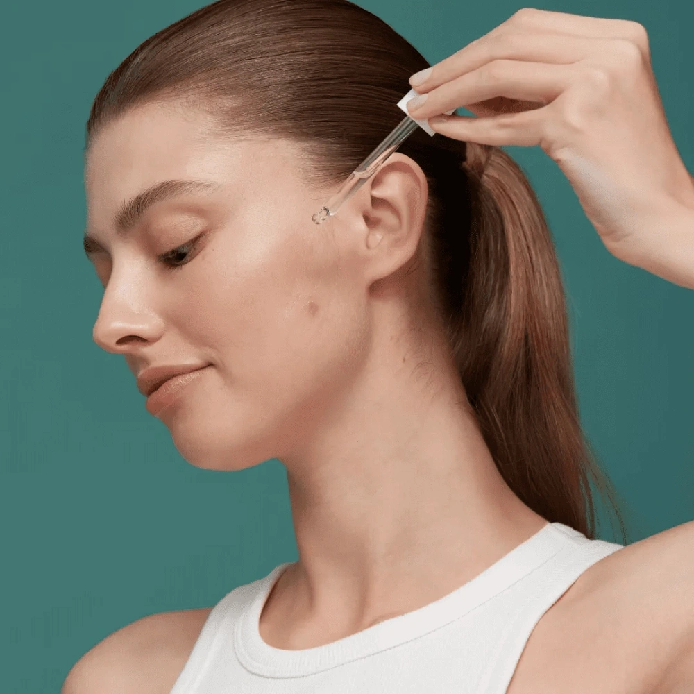 BasicLab Serum Zmniejszające Niedoskonałości z Niacynamidem 10% 30ml