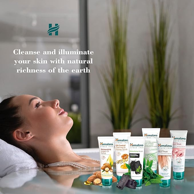 Himalaya Orzechowy Peeling do Twarzy Usuwający Zaskórniki dla każdego Rodzaju Skóry 75ml