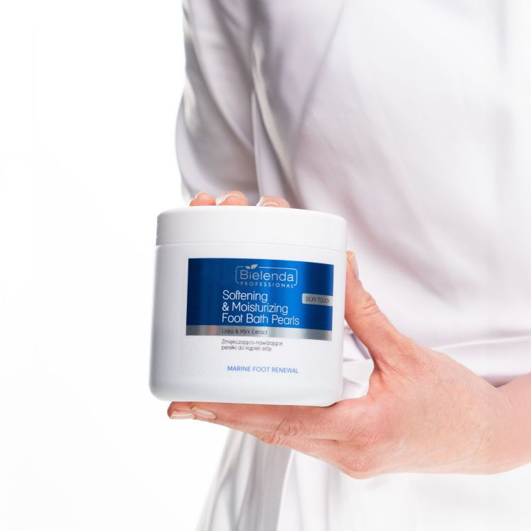 Bielenda Professional Softening and Moisturizing Foot Bath Beads 400g