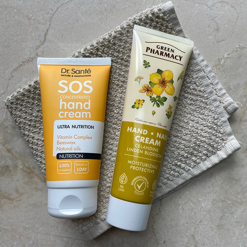 Green Pharmacy Moisturizing and Protective Hand and Nail Cream with Celandine 100ml